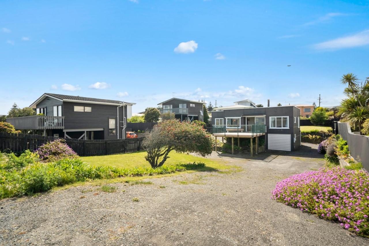 The Green Trout - Paraparaumu Beach Holiday Home Exterior foto